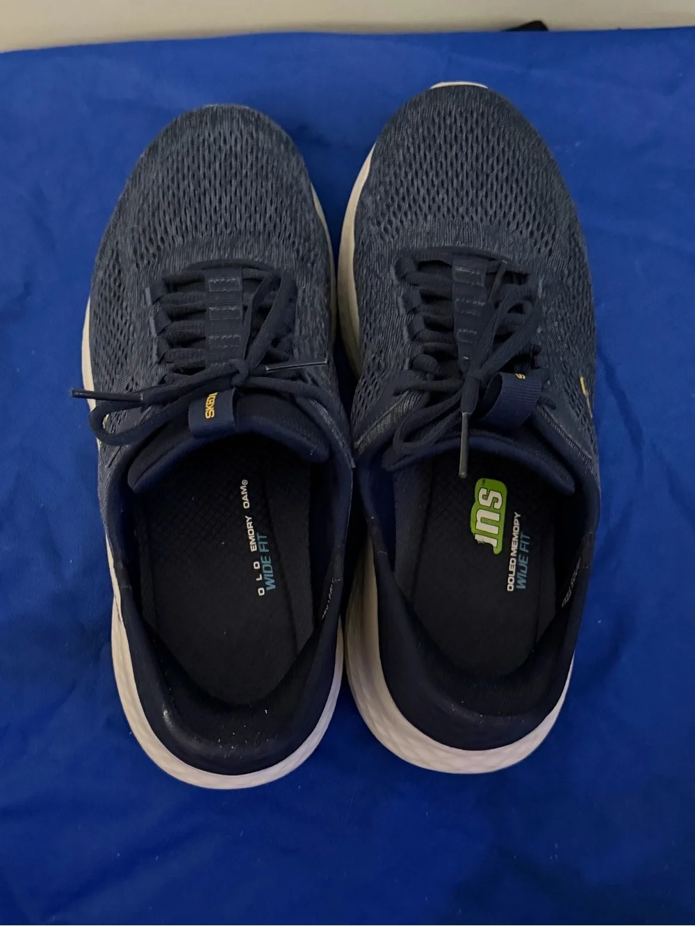 Skechers Navy Mesh Lace-Up Athletic Sneakers with White Sole